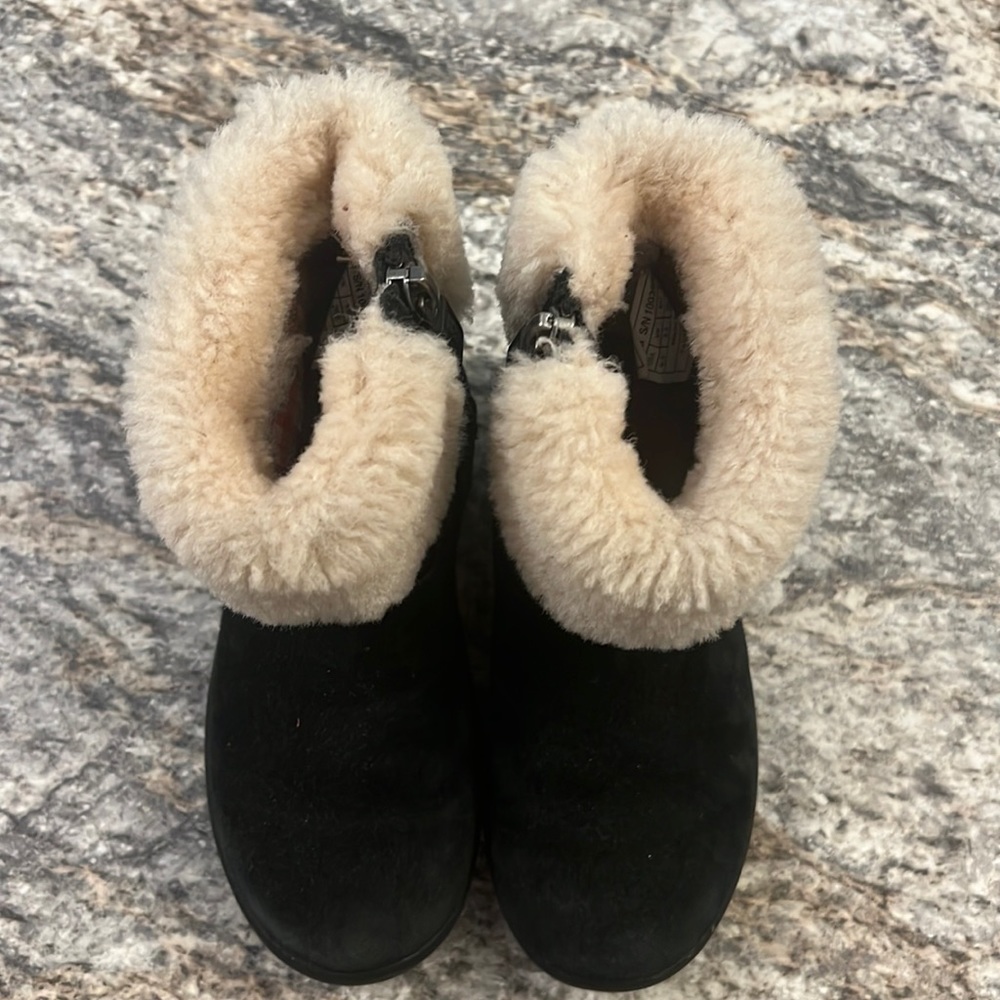Kids Uggs boots